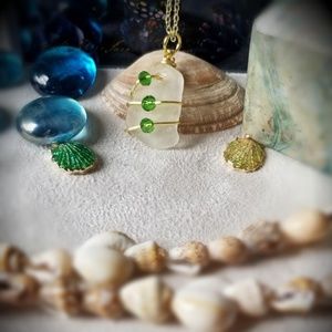 Handmade Hawaiian sea glass jewelry